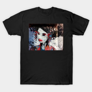 Japanese Lady graffiti, Blender Lane T-Shirt